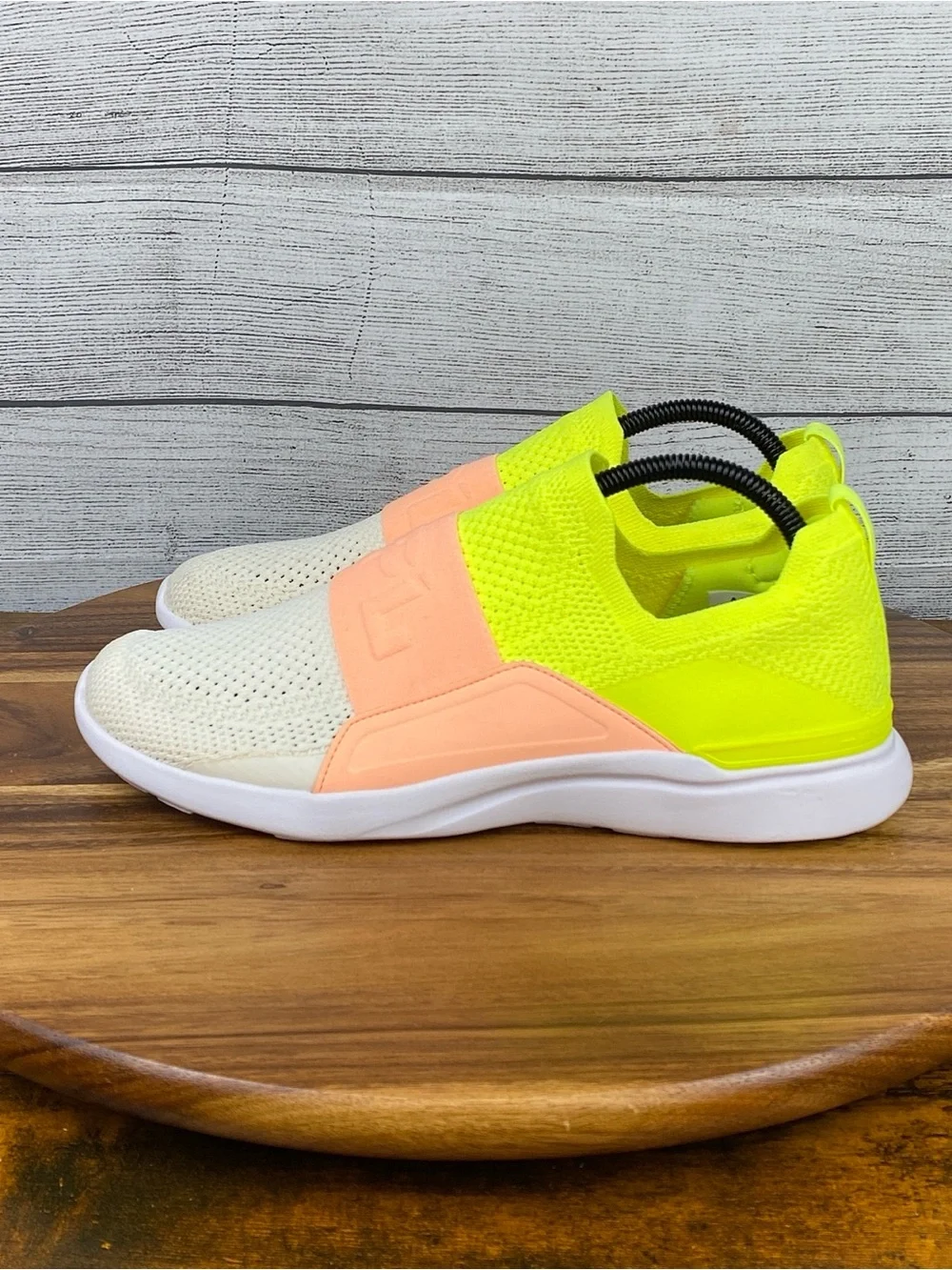 APL TechLoom Bliss Energy Neon Peach Pristine Slip On Running Shoe Size 9.5